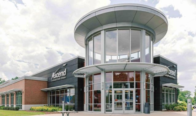 Exterior of Ascend Main Street Branch in Murfreesboro